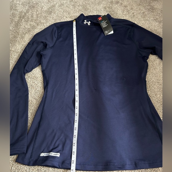 NWT Under Armour cold gear mock neck in Navy Blue! - Picture 2 of 4